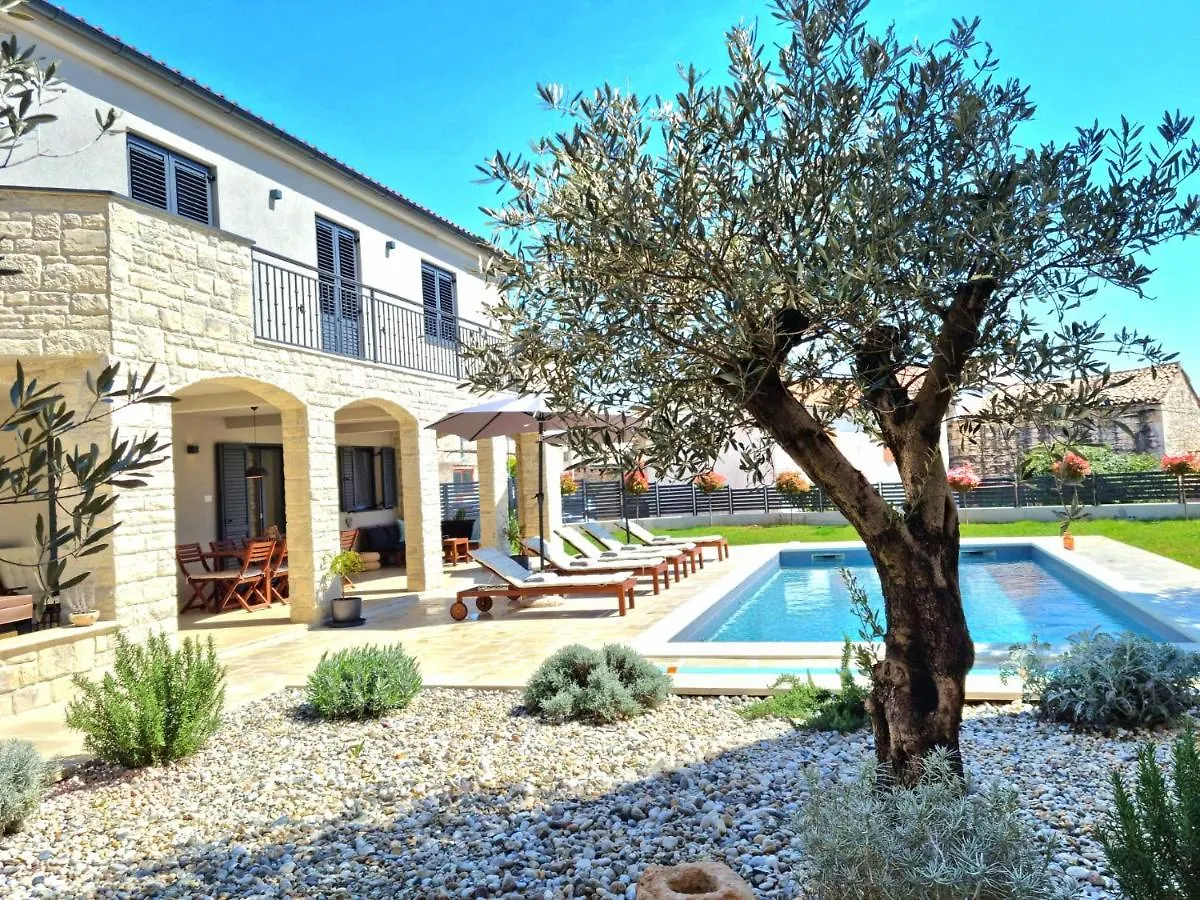 Villa Ajda With Heated Privat Pool, Jacuzzi, Sauna, 4 Bedroom, 4 Bathroom Svetvincenat Croatia