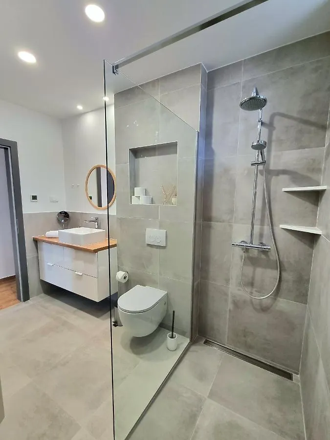 Villa Ajda With Heated Privat Pool, Jacuzzi, Sauna, 4 Bedroom, 4 Bathroom Svetvincenat