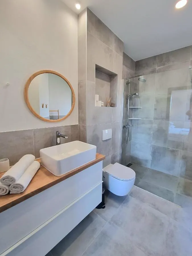 Villa Ajda With Heated Privat Pool, Jacuzzi, Sauna, 4 Bedroom, 4 Bathroom Svetvincenat